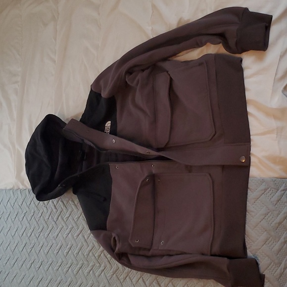 The North Face Men's Fleece Jacket - Picture 7 of 8